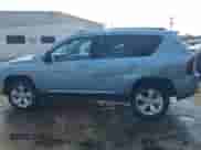 2014 Jeep Compass Latitude с VIN 1C4NJDEB3ED537241, выставлен на аукционе IAAI как лот 43292757 с пробегом 63 406 миль миль и . История ставок и продаж доступна на DreamBid. Изображение 14.