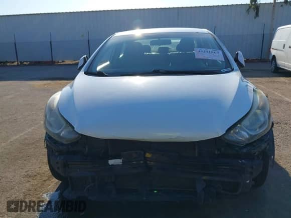 2016 Hyundai Elantra SE z VIN 5NPDH4AE9GH695765, wystawiony jako IAAI lot #43241867 z przebiegiem 205 118 mil mil oraz . Historia ofert i sprzedaży dostępna na DreamBid. Obrazek 13.