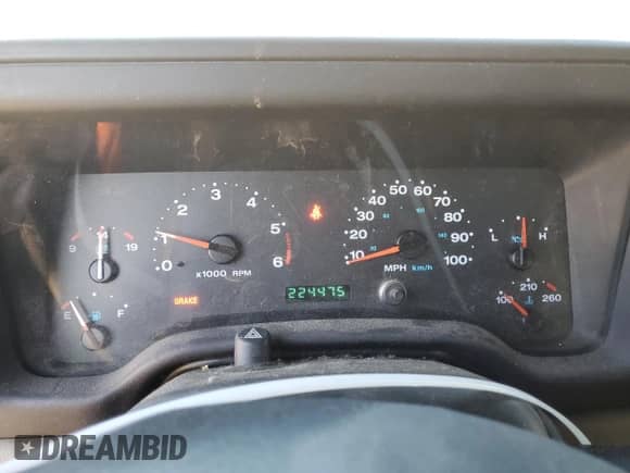 2005 Jeep Wrangler SE z VIN 1J4FA291X5P340277, wystawiony jako Copart lot #88562825 z przebiegiem 224 475 mil mil oraz Czysty tytuł • Clean title. Historia ofert i sprzedaży dostępna na DreamBid. Obrazek 9.