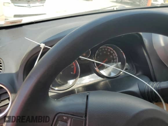 2010 Saturn VUE XR 1SB z VIN 3GSALEE18AS611564, wystawiony jako Copart lot #69053055 z przebiegiem Nie podano mil oraz Szkoda całkowita • Salvage title. Historia ofert i sprzedaży dostępna na DreamBid. Obrazek 9.