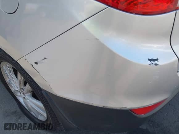 2013 Hyundai Tucson Limited с VIN KM8JU3AC5DU616449, выставлен на аукционе IAAI как лот 43397569 с пробегом 206 051 миль миль и . История ставок и продаж доступна на DreamBid. Изображение 6.