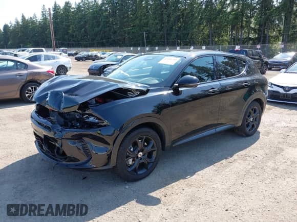 2024 Dodge Hornet R/T Plus с VIN ZACPDFDWXR3A22378, выставлен на аукционе IAAI как лот 42408784 с пробегом 5 472 миль миль и . История ставок и продаж доступна на DreamBid. Изображение 2.