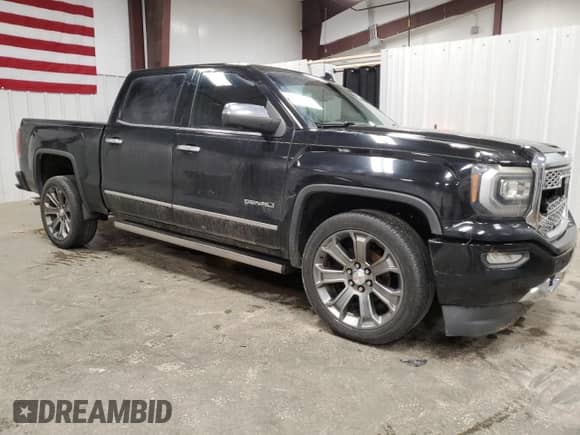 2016 GMC Sierra 1500 Denali z VIN 3GTU2PEJ7GG127971, wystawiony jako Copart lot #49950805 z przebiegiem 177 976 mil mil oraz Szkoda całkowita • Salvage title. Historia ofert i sprzedaży dostępna na DreamBid. Obrazek 4.
