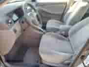 2004 Toyota Corolla CE z VIN 1NXBR32E24Z256577, wystawiony jako Copart lot #86673345 z przebiegiem Nie podano mil oraz Szkoda całkowita • Salvage title. Historia ofert i sprzedaży dostępna na DreamBid. Obrazek 7.