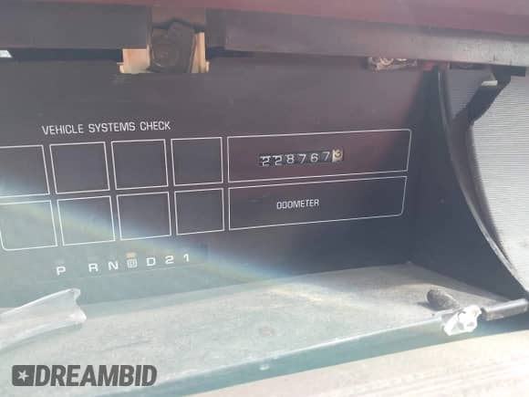 1993 Chevrolet Lumina z VIN 2G1WL54T9P1145239, wystawiony jako IAAI lot #42925111 z przebiegiem 228 767 mil mil oraz . Historia ofert i sprzedaży dostępna na DreamBid. Obrazek 7.