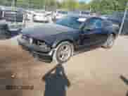 2005 Ford Mustang GT Deluxe с VIN 1ZVFT82H955147685, выставлен на аукционе IAAI как лот 43374177 с пробегом 51 862 миль миль и . История ставок и продаж доступна на DreamBid. Изображение 2.