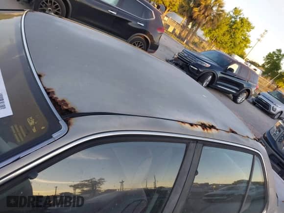 1991 Honda Accord LX z VIN JHMCB7651MC015726, wystawiony jako IAAI lot #41843620 z przebiegiem 55 563 mil mil oraz . Historia ofert i sprzedaży dostępna na DreamBid. Obrazek 12.