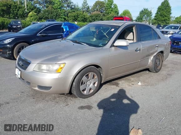 2008 Hyundai Sonata GLS с VIN 5NPET46F98H358714, выставлен на аукционе IAAI как лот 42319999 с пробегом 196 954 миль миль и . История ставок и продаж доступна на DreamBid. Изображение 17.
