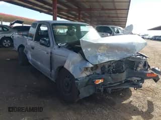 1995 Toyota Tacoma z VIN 4TAUN53B1SZ067908, wystawiony jako IAAI lot #43100545 z przebiegiem 199 727 mil mil oraz . Historia ofert i sprzedaży dostępna na DreamBid. Obrazek 1.