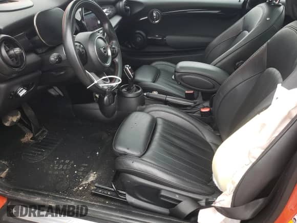 2021 MINI Hardtop Cooper S with VIN WMWXR5C08M2N51331, listed as a Copart auction lot 63426105 with 50,990 mi miles and Salvage title. Bid and sale history available at DreamBid. Image 7.