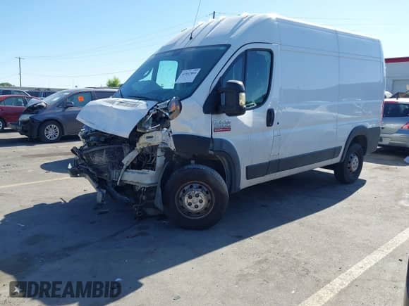 2019 Ram ProMaster Cargo с VIN 3C6TRVCGXKE510625, выставлен на аукционе IAAI как лот 42542864 с пробегом Не указан миль и . История ставок и продаж доступна на DreamBid. Изображение 17.