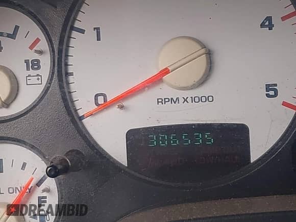 2004 Dodge 3500 SLT with VIN 3D7LU38C64G277521, listed as a IAAI auction lot 42497686 with 306,535 mi miles and . Bid and sale history available at DreamBid. Image 16.