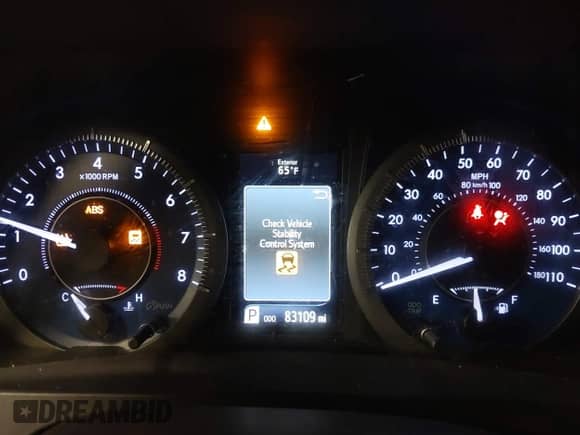 2015 Toyota Sienna Limited with VIN 5TDDK3DC3FS100407, listed as a IAAI auction lot 42208135 with 83,109 mi miles and . Bid and sale history available at DreamBid. Image 7.