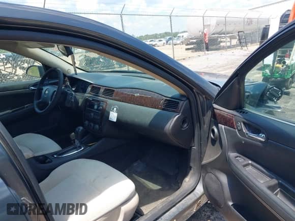 2015 Chevrolet Impala LS с VIN 2G1WA5E3XF1140960, выставлен на аукционе IAAI как лот 42944285 с пробегом 197 102 миль миль и . История ставок и продаж доступна на DreamBid. Изображение 5.