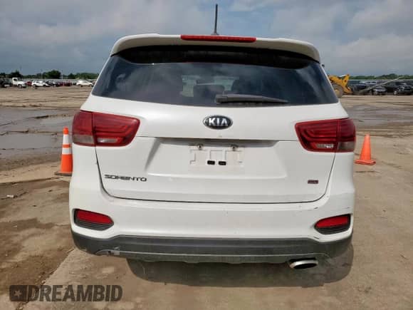 2019 Kia Sorento LX with VIN 5XYPG4A36KG553548, listed as a Copart auction lot 57970755 with Not provided miles and Clean title. Bid and sale history available at DreamBid. Image 6.