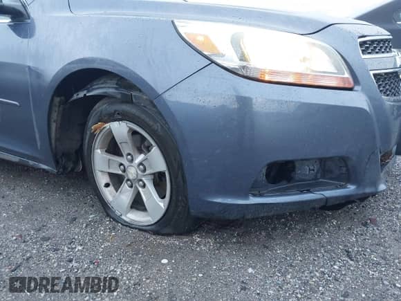 2013 Chevrolet Malibu LS with VIN 1G11B5SA4DF146172, listed as a IAAI auction lot 43385683 with 147,864 mi miles and . Bid and sale history available at DreamBid. Image 6.