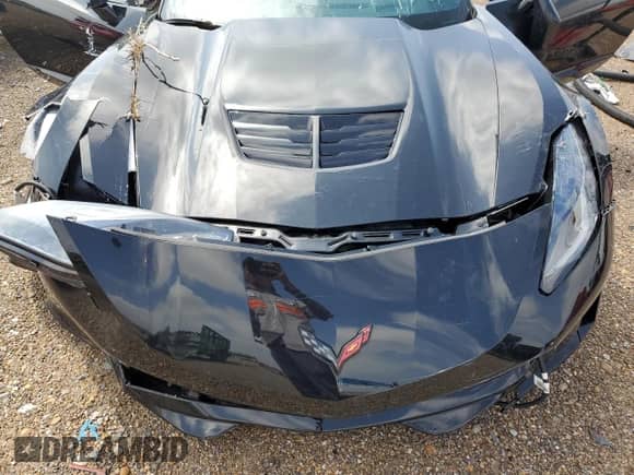 2019 Chevrolet Corvette Z06 2LZ с VIN 1G1YS2D65K5603161, выставлен на аукционе Copart как лот 50962845 с пробегом 4 648 миль миль и Списание • Salvage title. История ставок и продаж доступна на DreamBid. Изображение 13.