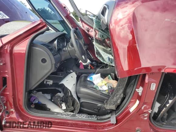 2023 Chrysler 300 Touring L with VIN 2C3CCADG1PH552232, listed as a Copart auction lot 84742735 with Not provided miles and Non repairable. Bid and sale history available at DreamBid. Image 7.