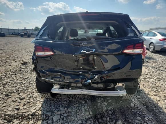 2024 Chevrolet Equinox LS z VIN 3GNAXSEG5RL301761, wystawiony jako Copart lot #68511485 z przebiegiem 9 072 mil mil oraz Szkoda całkowita • Salvage title. Historia ofert i sprzedaży dostępna na DreamBid. Obrazek 6.
