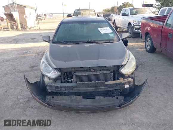 2014 Hyundai Accent GS z VIN KMHCT5AE6EU165851, wystawiony jako IAAI lot #41313636 z przebiegiem 161 054 mil mil oraz . Historia ofert i sprzedaży dostępna na DreamBid. Obrazek 6.