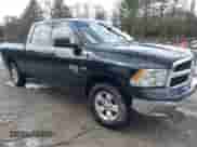 2019 Ram 1500 SLT z VIN 1C6RR7TT5KS714118, wystawiony jako IAAI lot #41865327 z przebiegiem 104 491 mil mil oraz . Historia ofert i sprzedaży dostępna na DreamBid. Obrazek 1.