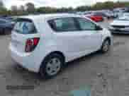 2015 Chevrolet Sonic LS с VIN 1G1JA6SH7F4169577, выставлен на аукционе IAAI как лот 43510897 с пробегом 59 702 миль миль и . История ставок и продаж доступна на DreamBid. Изображение 4.
