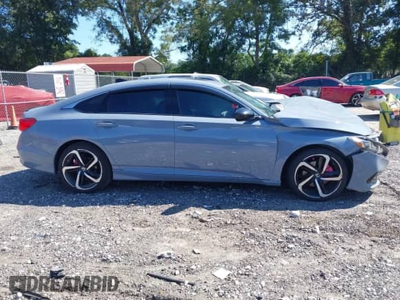 2021 Honda Accord Sport z VIN 1HGCV2F35MA024615, wystawiony jako IAAI lot #43081499 z przebiegiem 78 035 mil mil oraz . Historia ofert i sprzedaży dostępna na DreamBid. Obrazek 13.