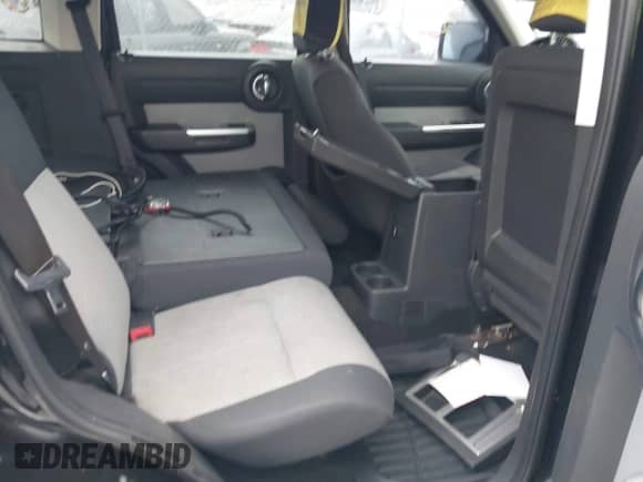 2009 Dodge Nitro SLT with VIN 1D8GU58K19W525618, listed as a IAAI auction lot 41726192 with Not provided miles and . Bid and sale history available at DreamBid. Image 8.
