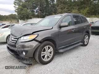 2012 Hyundai Santa Fe Limited с VIN 5XYZK3AB5CG142412, выставлен на аукционе Copart как лот 82600135 с пробегом 139 986 миль миль и Чистый • Clean title. История ставок и продаж доступна на DreamBid. Изображение 1.