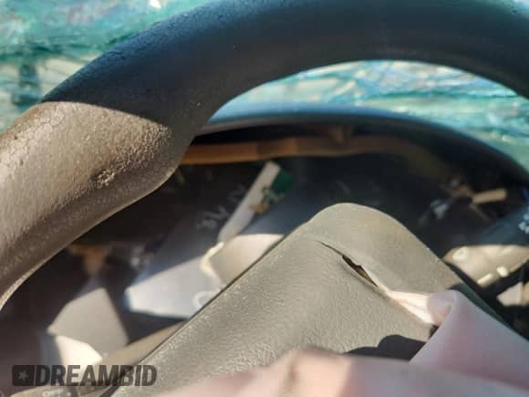 1999 Chevrolet Cavalier с VIN 1G1JC1244X7135526, выставлен на аукционе Copart как лот 80863755 с пробегом Не указан миль и Списание • Salvage title. История ставок и продаж доступна на DreamBid. Изображение 9.