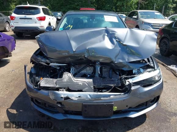 2016 BMW 3 Series 320i xDrive with VIN WBA8A3C52GK689284, listed as a IAAI auction lot 42545512 with 61,174 mi miles and . Bid and sale history available at DreamBid. Image 11.