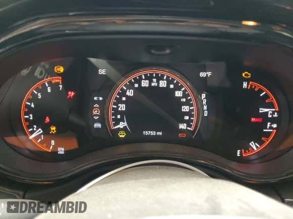2022 Dodge Durango SXT with VIN 1C4RDJAG3NC132253, listed as a Copart auction lot 85293235 with 15,753 mi miles and Non repairable. Bid and sale history available at DreamBid. Image 9.