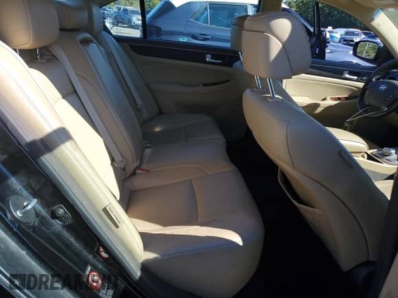 2012 Hyundai Genesis 3.8L с VIN KMHGC4DD9CU194661, выставлен на аукционе Copart как лот 84554205 с пробегом 160 204 миль миль и Списание • Salvage title. История ставок и продаж доступна на DreamBid. Изображение 10.