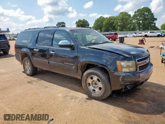 2011 Chevrolet Suburban LS с VIN 1GNSCHE0XBR150047, выставлен на аукционе Copart как лот 60036325 с пробегом 193 644 миль миль и Чистый • Clean title. История ставок и продаж доступна на DreamBid. Изображение 4.