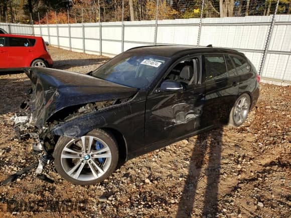 2016 BMW 3 Series 328i xDrive z VIN WBA8G5C57GK753068, wystawiony jako Copart lot #82314674 z przebiegiem Nie podano mil oraz Szkoda całkowita • Salvage title. Historia ofert i sprzedaży dostępna na DreamBid. Obrazek 1.