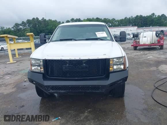 2011 GMC Sierra 1500 Work Truck with VIN 1GTN1TEA4BZ376298, listed as a IAAI auction lot 42670857 with 240,863 mi miles and . Bid and sale history available at DreamBid. Image 12.