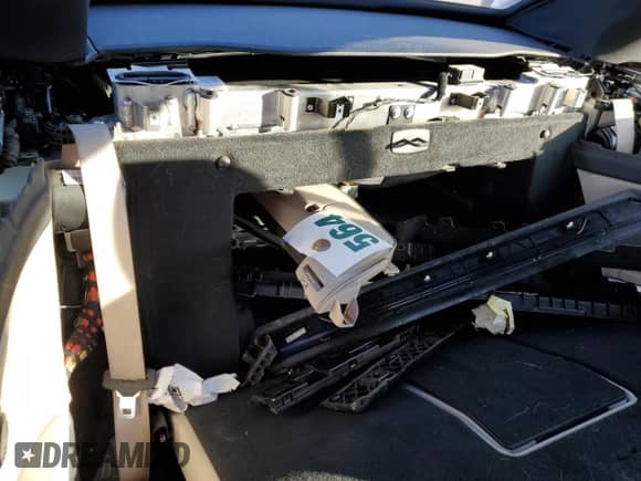 2016 BMW 4 Series 435i xDrive с VIN WBA3T7C58G5A38187, выставлен на аукционе Copart как лот 42486675 с пробегом 70 233 миль миль и Списание • Salvage title. История ставок и продаж доступна на DreamBid. Изображение 10.