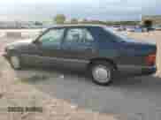 1992 Mercedes-Benz 300 with VIN WDBED30E9NB632464, listed as a Copart auction lot 86144335 with 93,271 mi miles and Clean title. Bid and sale history available at DreamBid. Image 2.