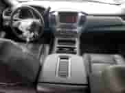 2019 Chevrolet Suburban Premier с VIN 1GNSKJKJ0KR215401, выставлен на аукционе Copart как лот 43479535 с пробегом Не указан миль и Списание • Salvage title. История ставок и продаж доступна на DreamBid. Изображение 8.
