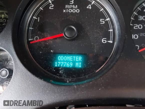 2014 Chevrolet Tahoe LTZ с VIN 1GNSCCE05ER101331, выставлен на аукционе IAAI как лот 41793150 с пробегом 177 769 миль миль и . История ставок и продаж доступна на DreamBid. Изображение 7.