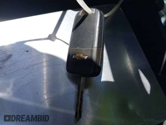 2013 Chevrolet Equinox LT with VIN 2GNALDEKXD6171551, listed as a IAAI auction lot 43452701 with 197,612 mi miles and . Bid and sale history available at DreamBid. Image 11.