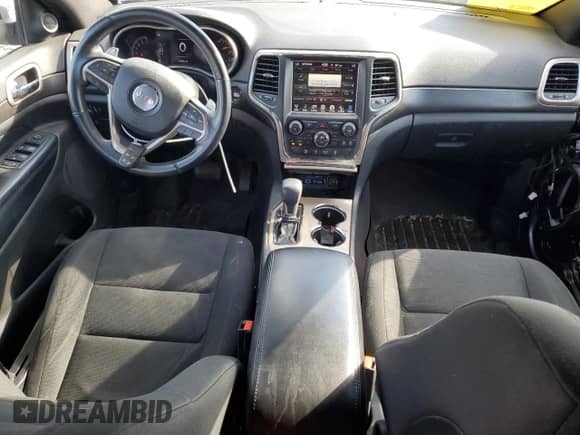 2016 Jeep Grand Cherokee Laredo with VIN 1C4RJFAG6GC470013, listed as a Copart auction lot 84029855 with 134,661 mi miles and Salvage title. Bid and sale history available at DreamBid. Image 8.