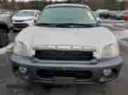 2005 Hyundai Santa Fe GLS z VIN KM8SC73D55U964970, wystawiony jako Copart lot #86136944 z przebiegiem 149 735 mil mil oraz Czysty tytuł • Clean title. Historia ofert i sprzedaży dostępna na DreamBid. Obrazek 5.