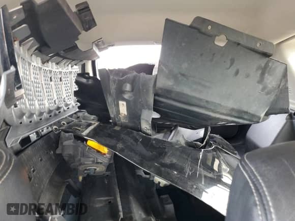 2014 Jeep Compass Latitude with VIN 1C4NJCEB1ED522330, listed as a Copart auction lot 84630415 with 150,480 mi miles and Salvage title. Bid and sale history available at DreamBid. Image 10.