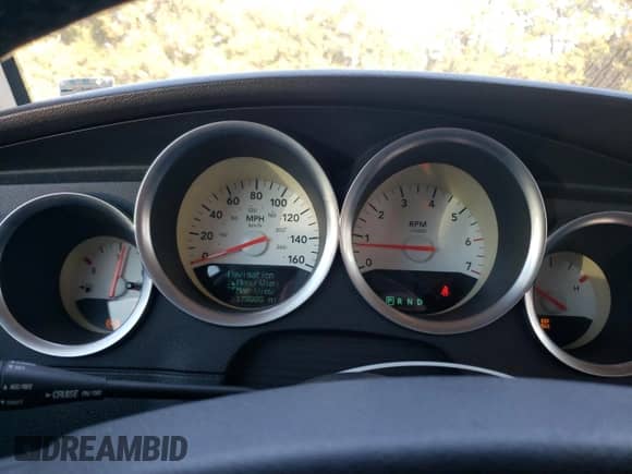 2005 Dodge Magnum RT с VIN 2D8GV58245H671047, выставлен на аукционе Copart как лот 77105524 с пробегом 178 885 миль миль и Списание • Salvage title. История ставок и продаж доступна на DreamBid. Изображение 9.