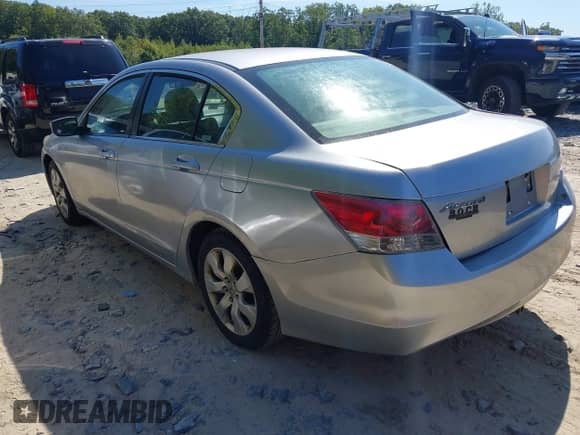 2008 Honda Accord EX with VIN 1HGCP26798A074680, listed as a IAAI auction lot 43124417 with 179,973 mi miles and . Bid and sale history available at DreamBid. Image 3.