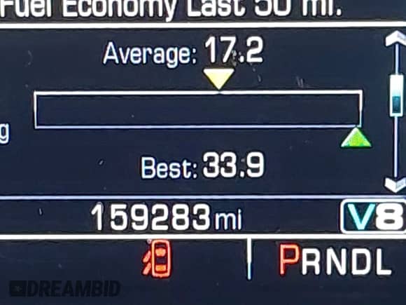 2018 Chevrolet Suburban Premier z VIN 1GNSKJKC2JR183843, wystawiony jako IAAI lot #42391298 z przebiegiem 159 283 mil mil oraz . Historia ofert i sprzedaży dostępna na DreamBid. Obrazek 15.