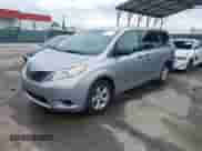 2011 Toyota Sienna с VIN 5TDKA3DC8BS002459, выставлен на аукционе IAAI как лот 41900138 с пробегом 213 466 миль миль и . История ставок и продаж доступна на DreamBid. Изображение 19.