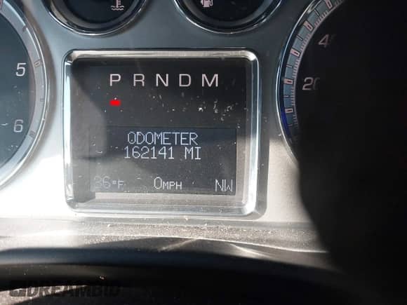 2009 Cadillac Escalade with VIN 1GYFC132X9R265628, listed as a IAAI auction lot 41230193 with 162,141 mi miles and . Bid and sale history available at DreamBid. Image 15.