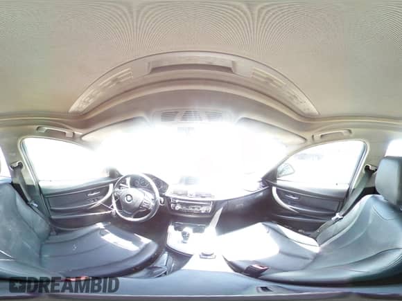 2018 BMW 3 Series 320i z VIN WBA8A9C58JAH14191, wystawiony jako Copart lot #56608065 z przebiegiem 135 830 mil mil oraz Szkoda całkowita • Salvage title. Historia ofert i sprzedaży dostępna na DreamBid. Obrazek 14.